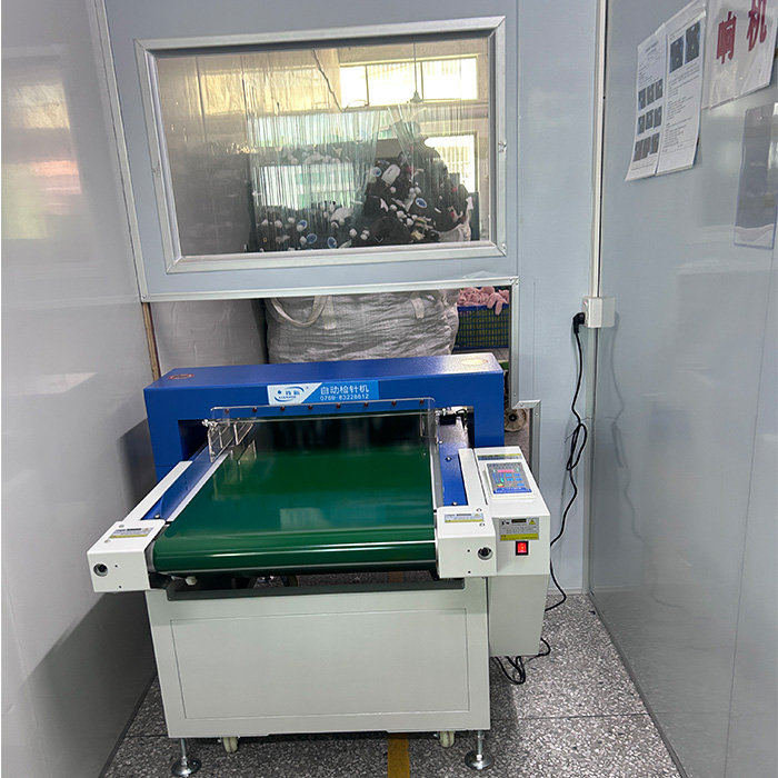 安全防線再升級(jí) | 寮步XXX玩具廠啟用連新牌檢針機(jī)
